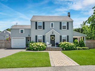 7 Hereford Rd, Marblehead, MA 01945