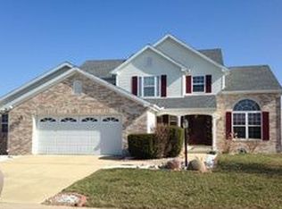 2504 Crystal Tree Dr, Champaign, IL 61822