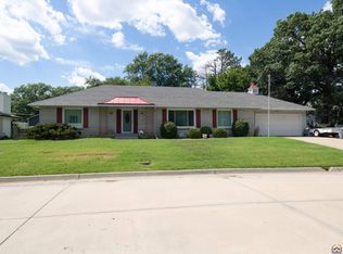 1537 Sherwood Way, Emporia, KS 66801