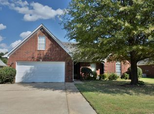 6260 Ravenwood Lake Dr E, Horn Lake, MS 38637