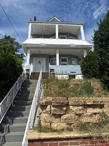 173 Corabelle Ave #2 Photo 1