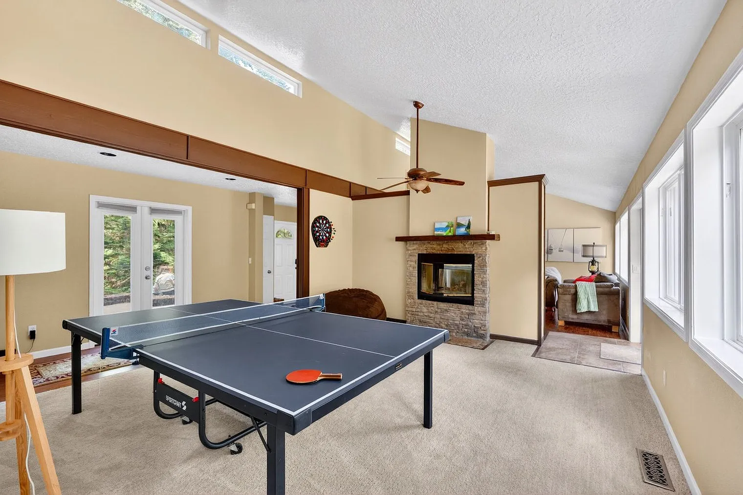 3 bed, 2.0 bath, 1905 sqft, $6,710 — Photo 1