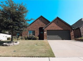 12004 Hathaway Dr, Fort Worth, TX 76108
