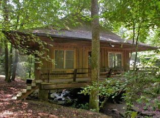 39 Screamer Dr, Clayton, GA 30525