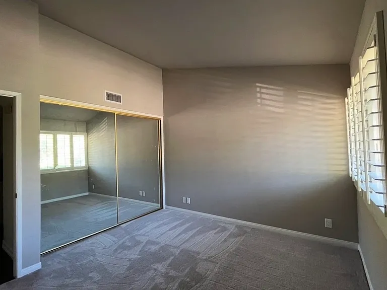 5901 Valerie Ave — Photo 28