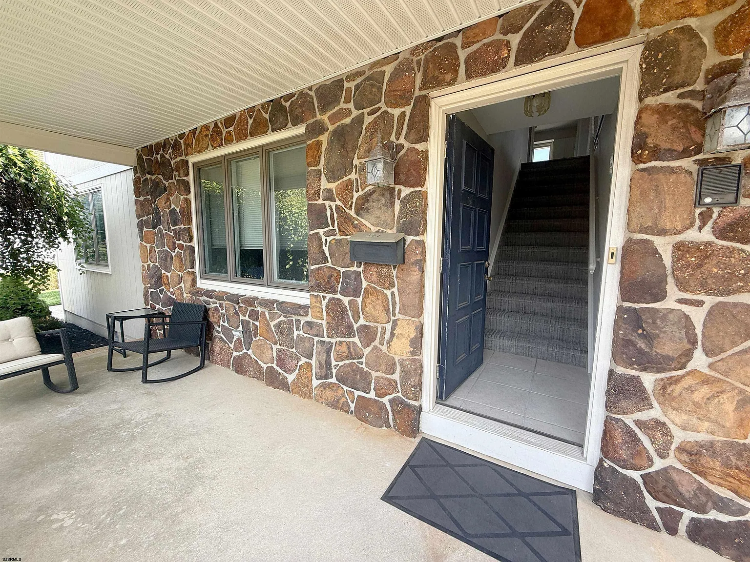 2 bed, 2.0 bath, $2,800 — Photo 4