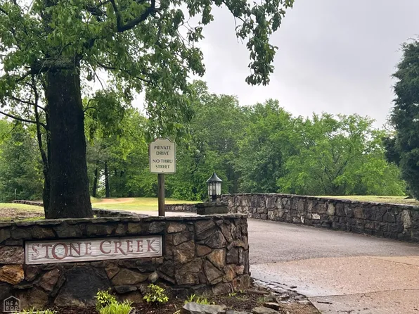 1207 Stone St, Jonesboro, AR 72401