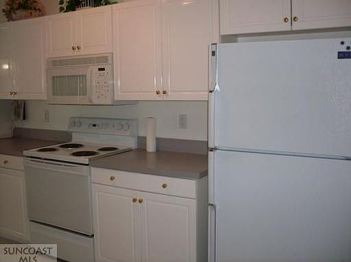 5th image of 2517 Estancia Blvd
