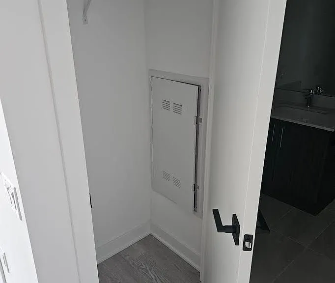 2782 Barton St E #820 — Photo 9