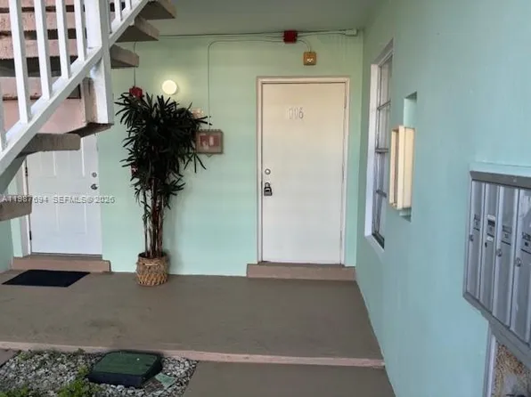 7670 SW 82nd St Unit 116, Miami, FL 33143