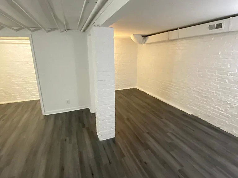 2217 Floyd Ave #C — Photo 5