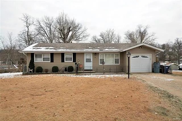 56 Bayview Ct photo 1