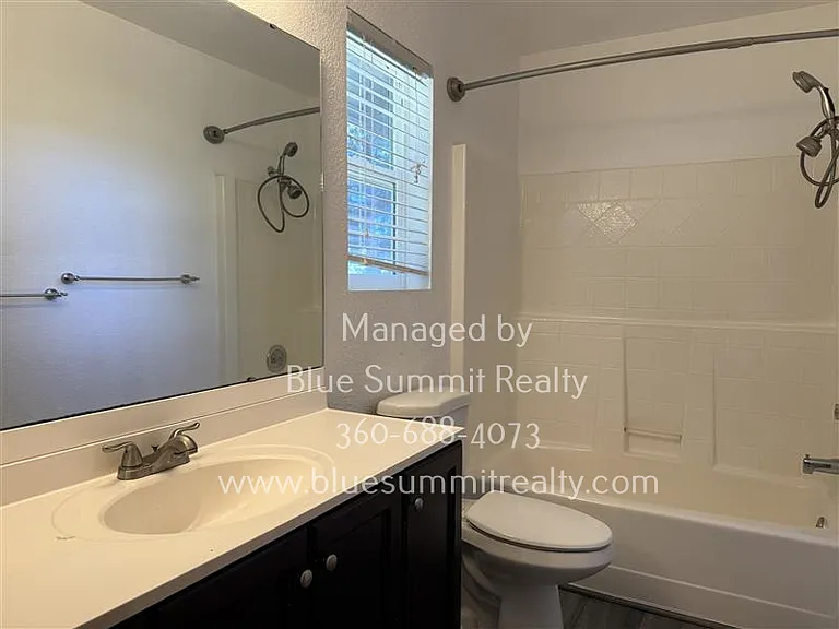 4405 Seville Dr SE — Photo 11