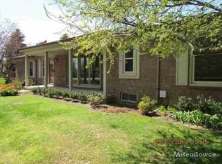 49110 Conway Ct, Shelby Twp, MI 48315