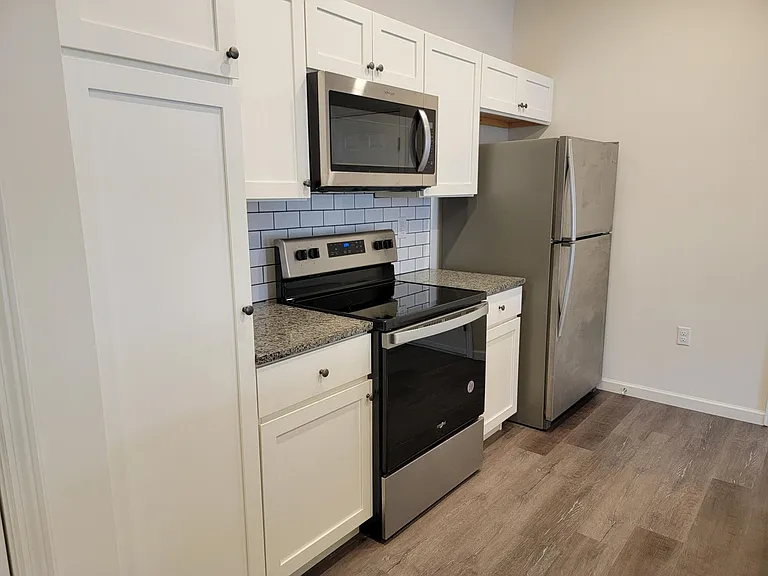 4530 Commerce St #101 — Photo 3