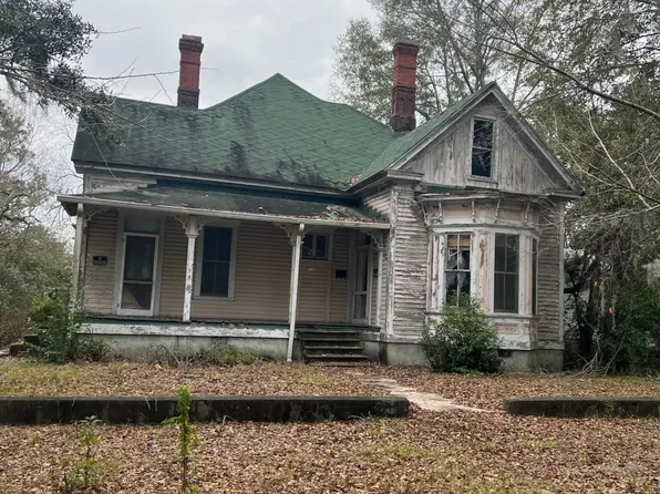 108 Wells St, Valdosta, GA 31601