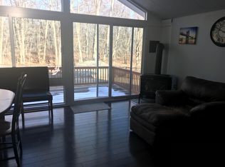 58 Red Maple Ter, North Kingstown, RI 02852