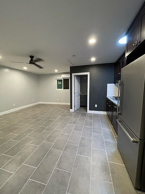 2nd image of 625 W G St Unit B