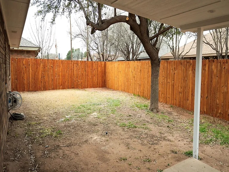 5110 San Antonio Ave — Photo 10