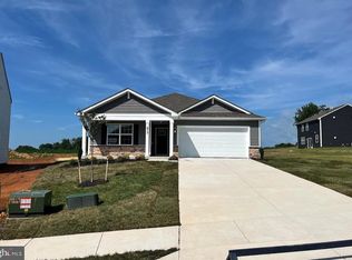 672 Armstrong Ave, Hagerstown, MD 21740