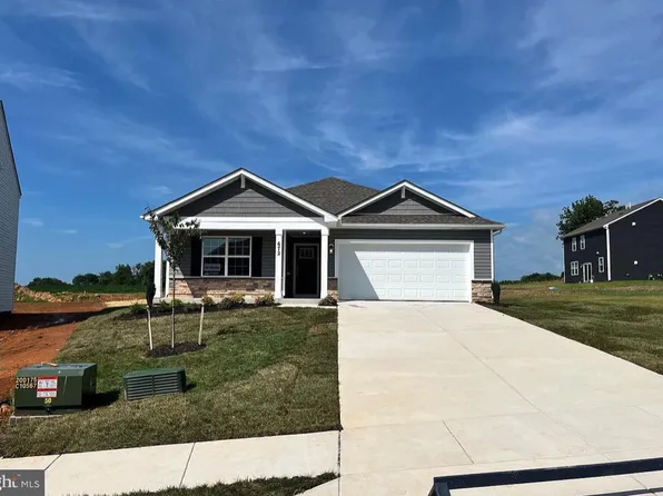 672 Armstrong Ave, Hagerstown, MD 21740