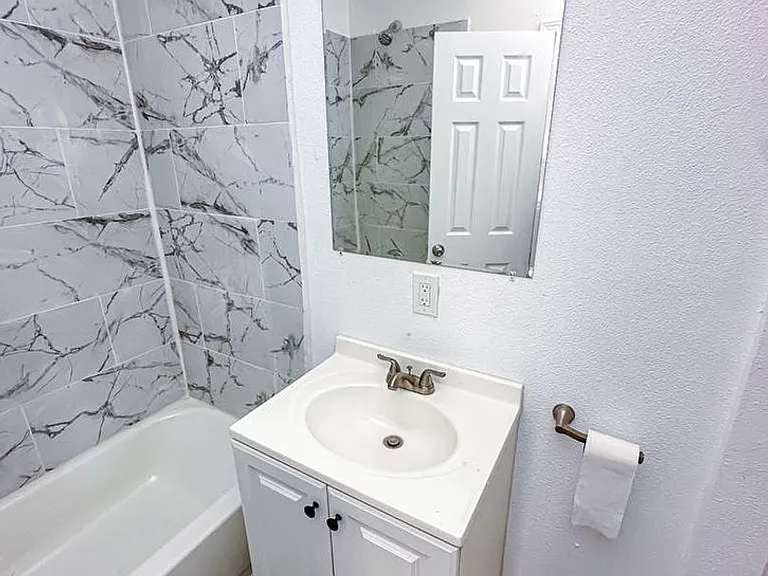 2555 Pierce St — Photo 23