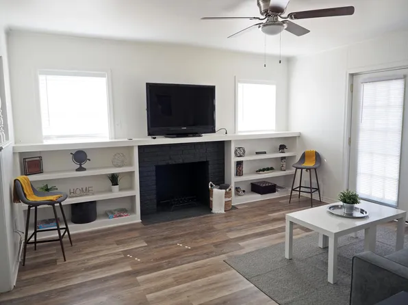 1135 Holly Glen Cir, Dallas, TX
