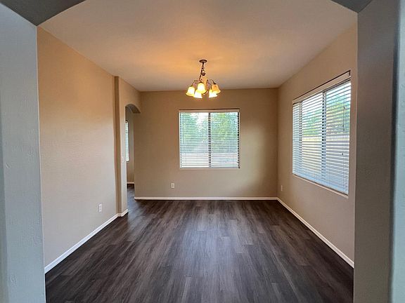 2nd image of 1538 E Cassia Ct