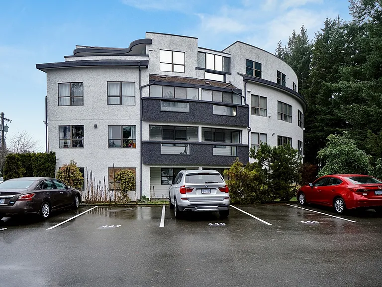 6597 Applecross Rd — Photo 33