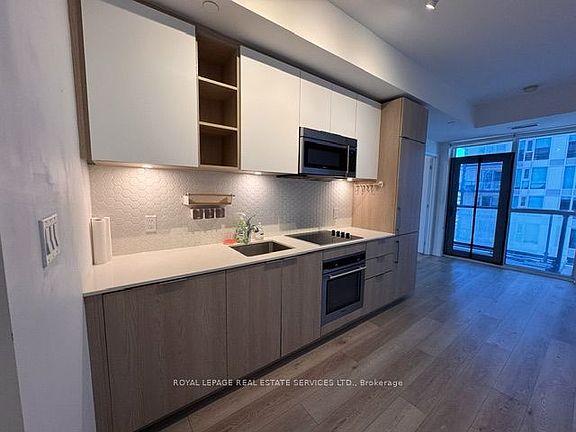 3rd image of 50 Ordnance St #2103