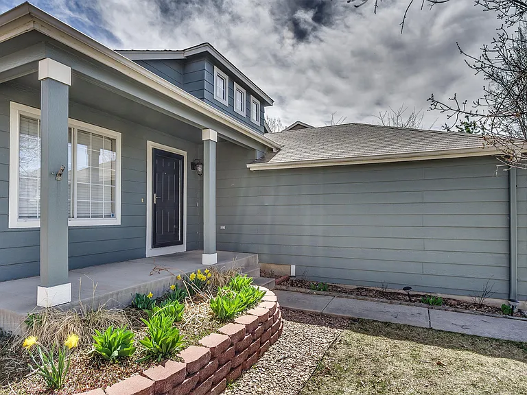 8708 Greengrass Way — Photo 6