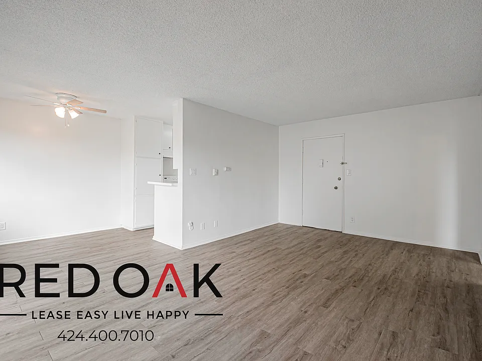 915 N Wilton Pl #213