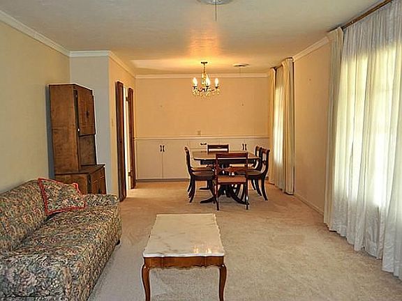 3rd image of 4337 Westdale Dr