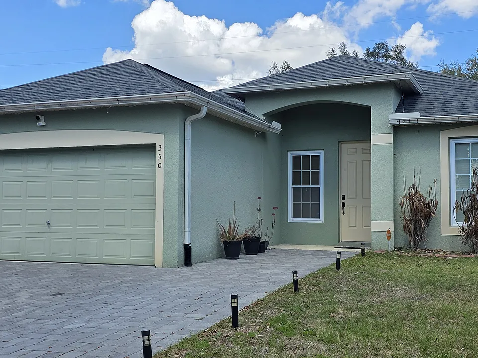 350 Sunset View Dr