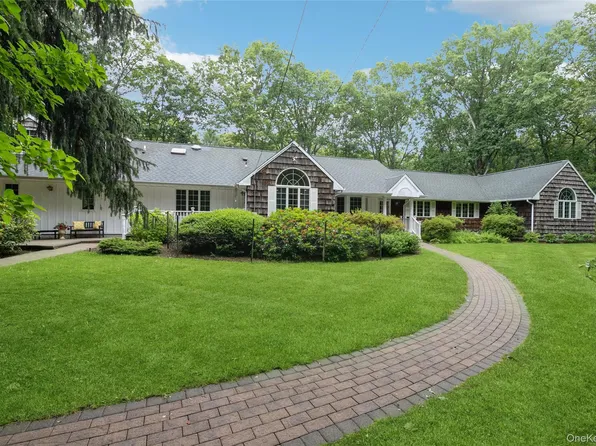 63 W Meadow Road, East Setauket, NY 11733