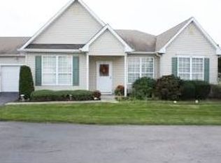 35 Foxwood Rd, Lakewood, NJ 08701