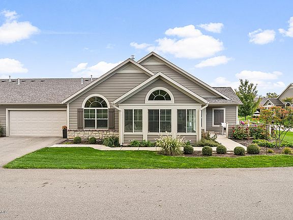 4th image of 1180 Waterwalk Dr