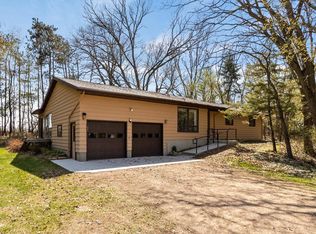 W2423 Palmer Rd, Fall River, WI 53932