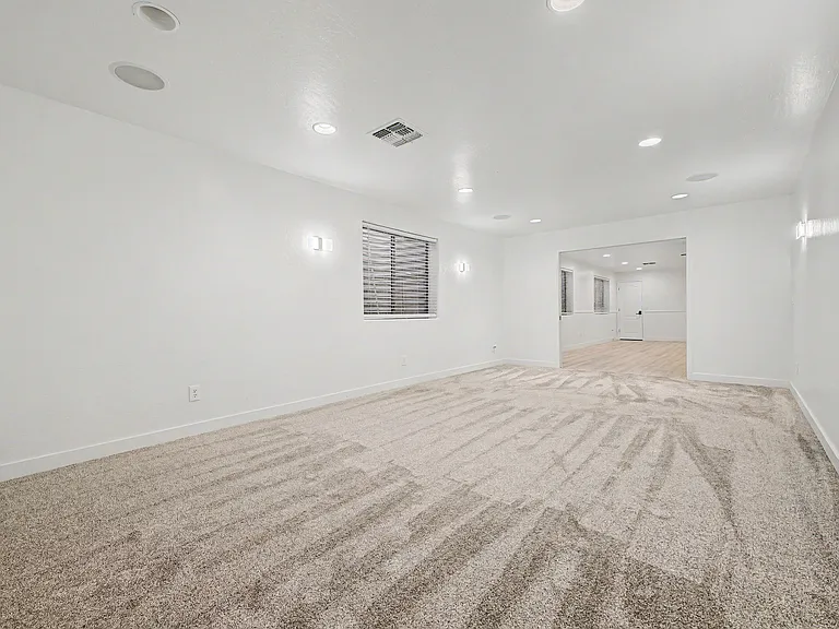 3533 E Joseph Way — Photo 40