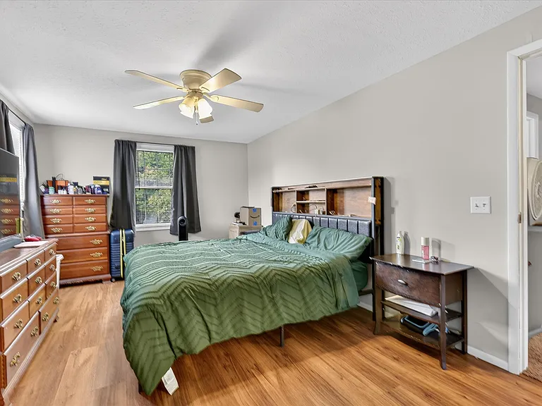 10468 Cliffwood Rd — Photo 17
