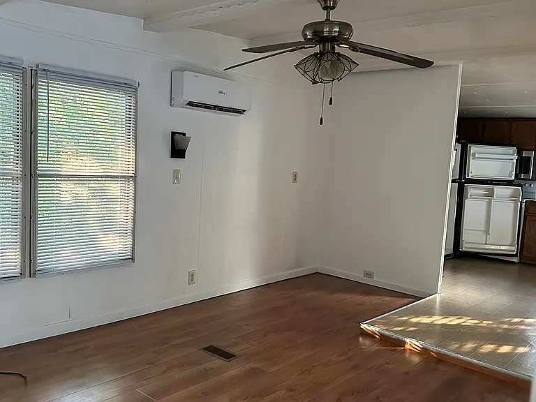 434 Tollett St #110 — Photo 11