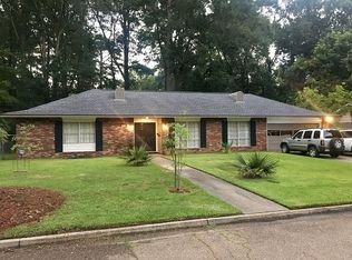 928 Briarfield Rd, Jackson, MS 39211