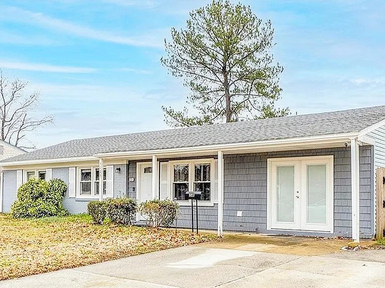 3025 Bow Creek Blvd — Photo 1