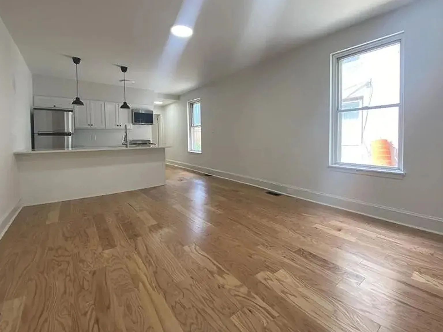 1 bed, $1,920 — Photo 2