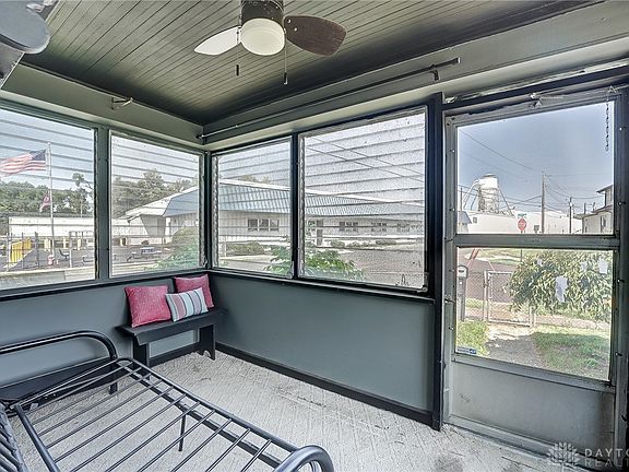 5th image of 1500 Brown St