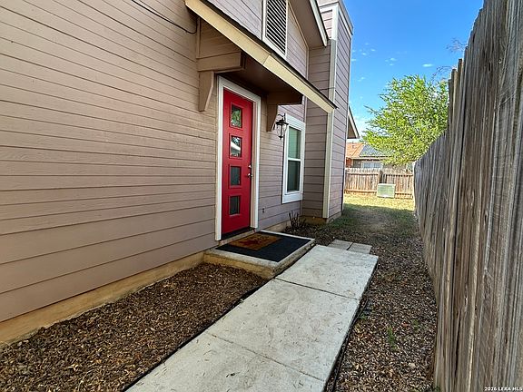 4th image of 6823 MOUNTAIN SPRING ST
