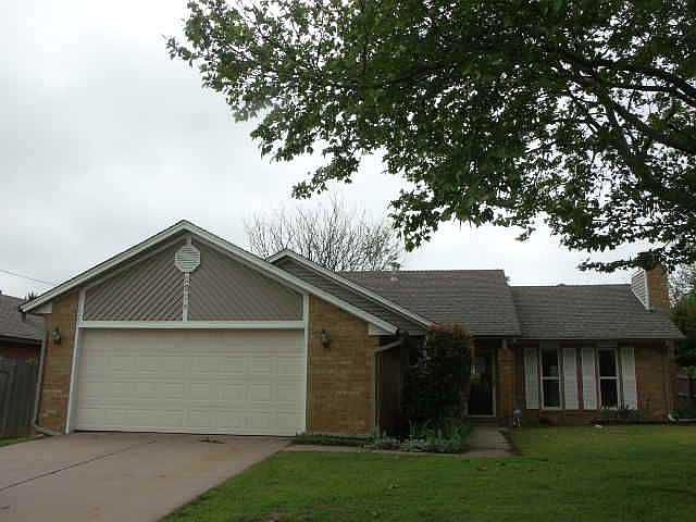 1st image of 2304 Fairfield Dr