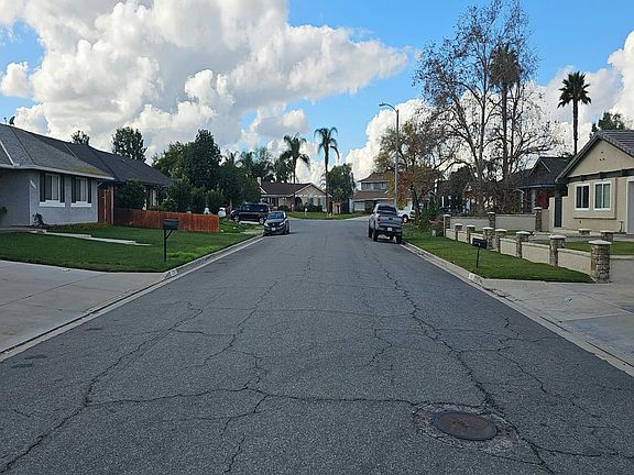 4th image of 11393 Pena Way