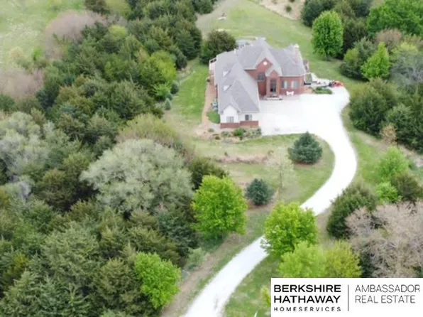 36941 N Timber Ridge Rd, Louisville, NE 68037