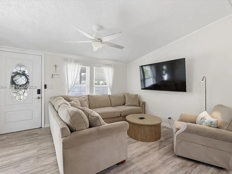 851 Arapaho Trl #0 — Photo 8